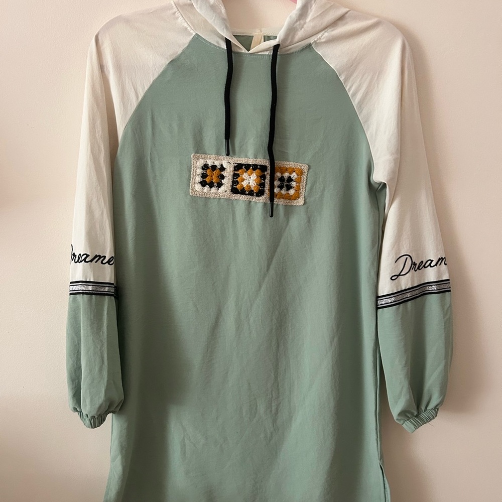 Green and White Hoodie Dress with Embroidery